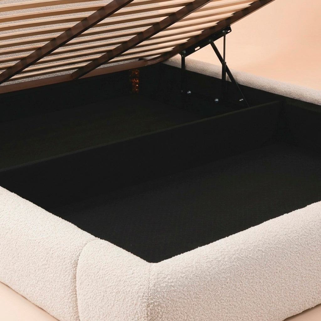 Cama Amalfi estofada com estrado elevatório aberto e arrumação interior, design moderno e minimalista