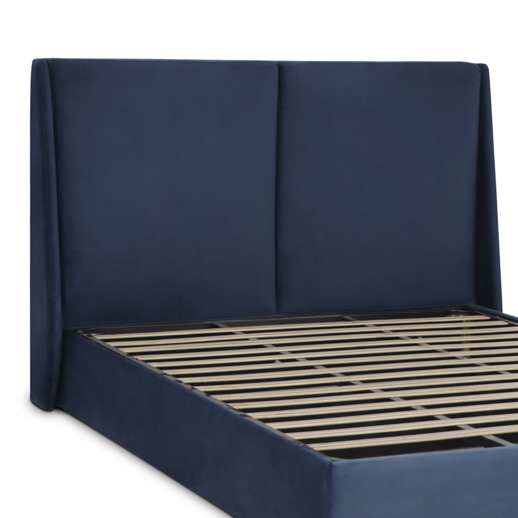 Cama em veludo