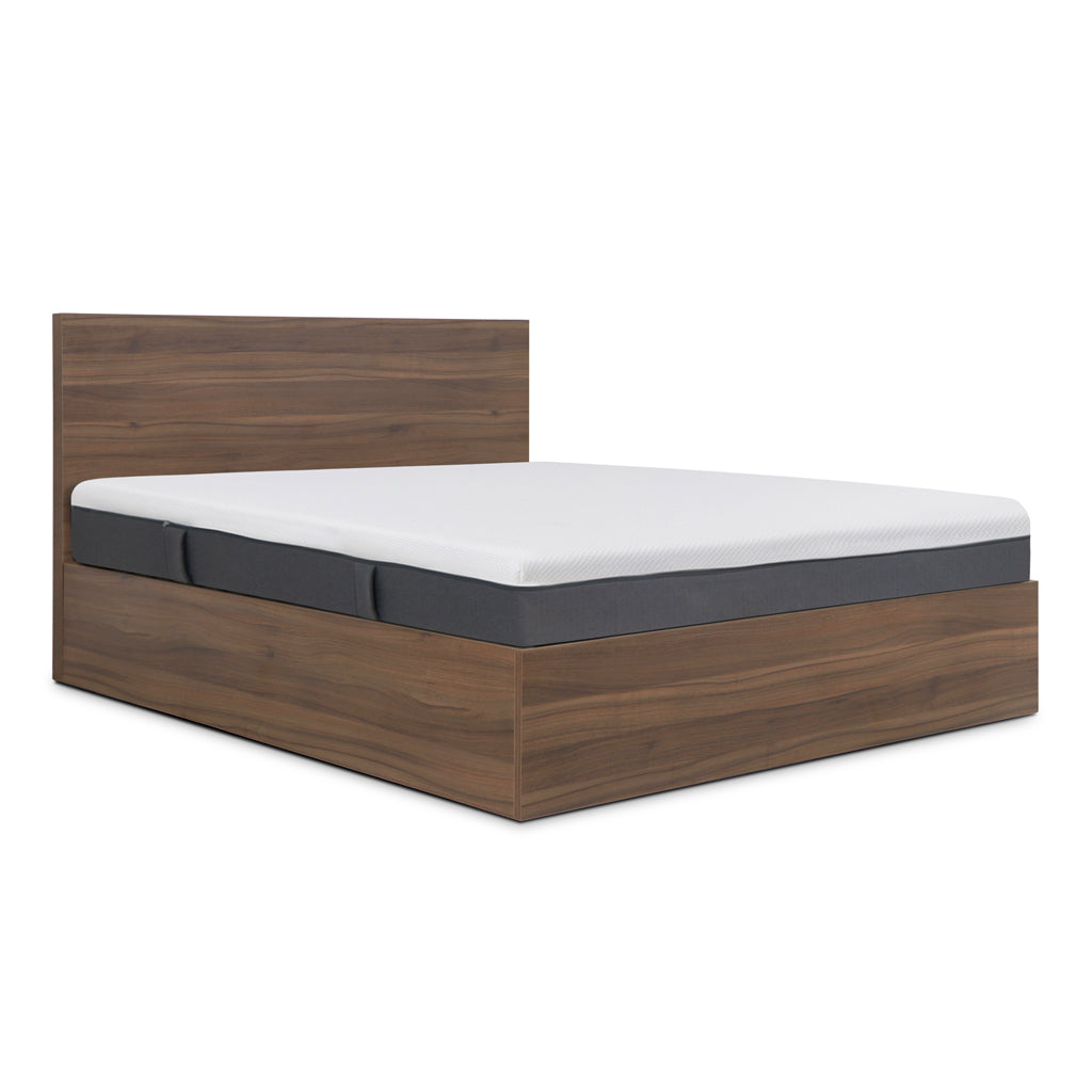 Cama em madeira com colchão emma