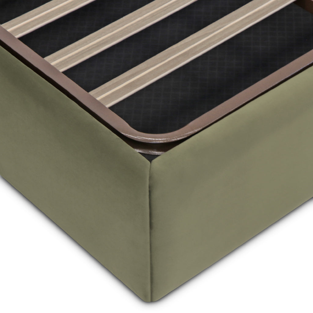 Cama Giulia estofada com design moderno e elegante, cama de casal para quarto contemporâneo