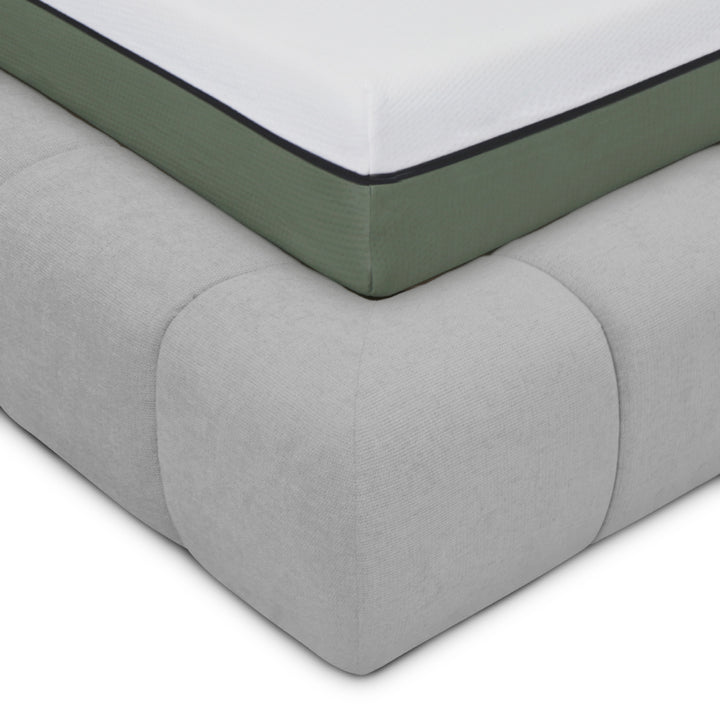 Cama com arrumação e colchão kappiton