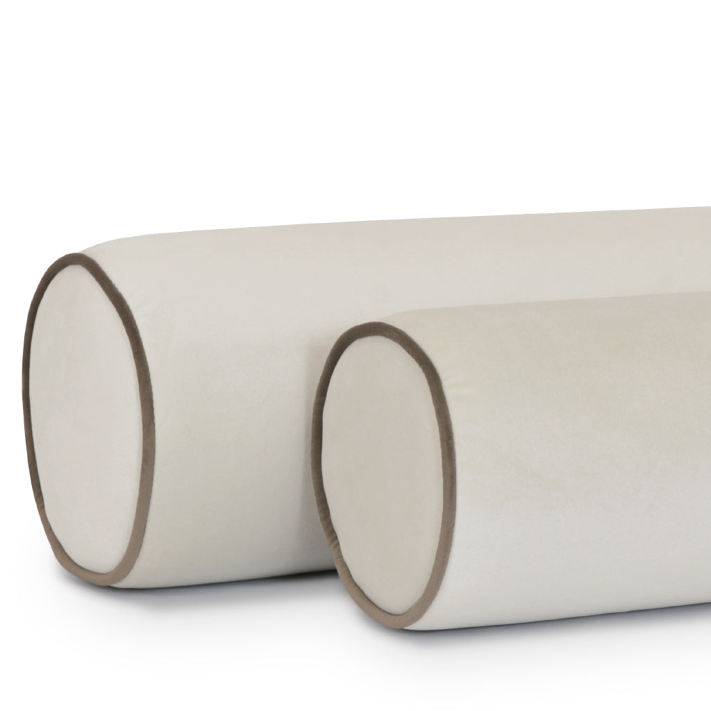 Almofada cilíndrica em veludo