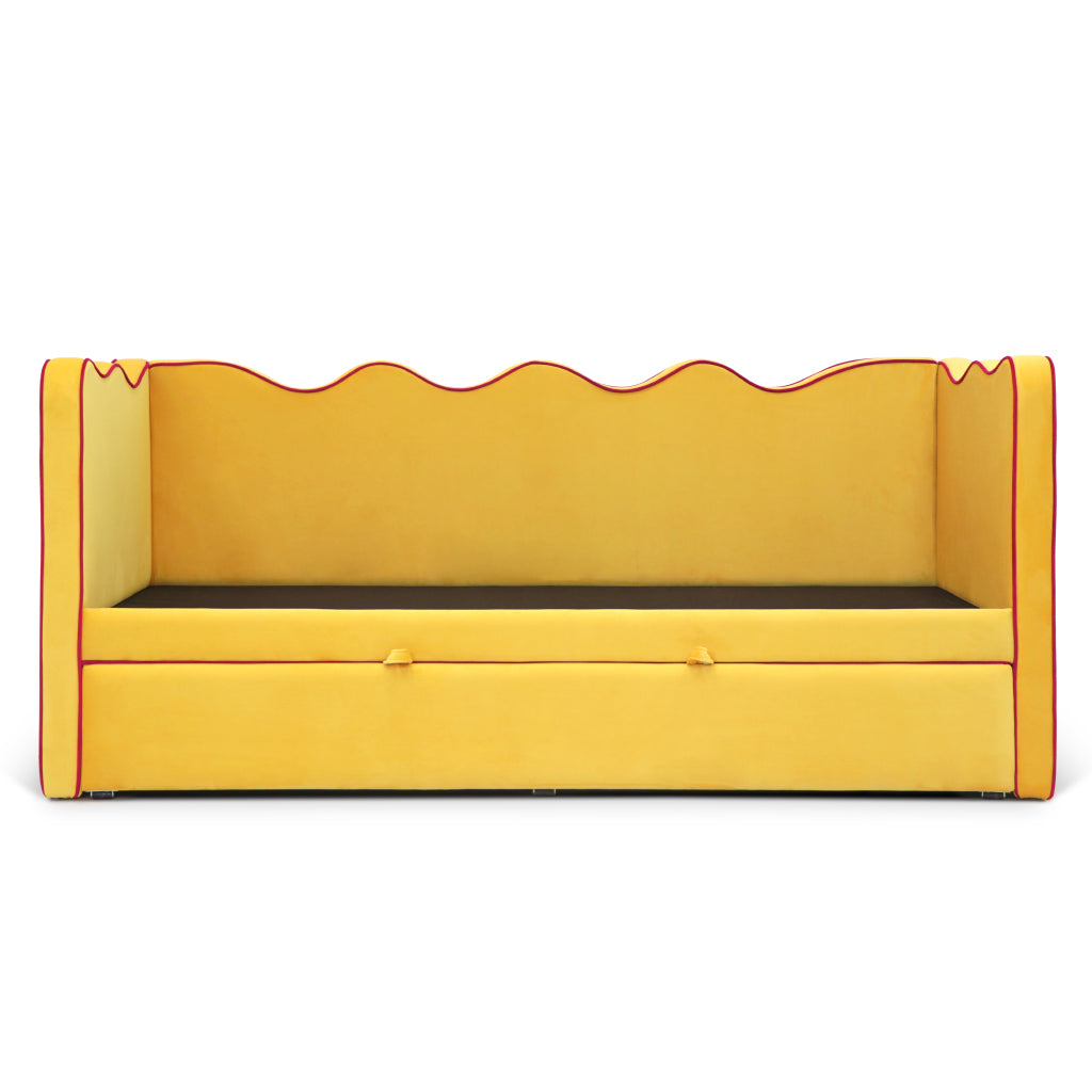 Cama de criança com arrumação