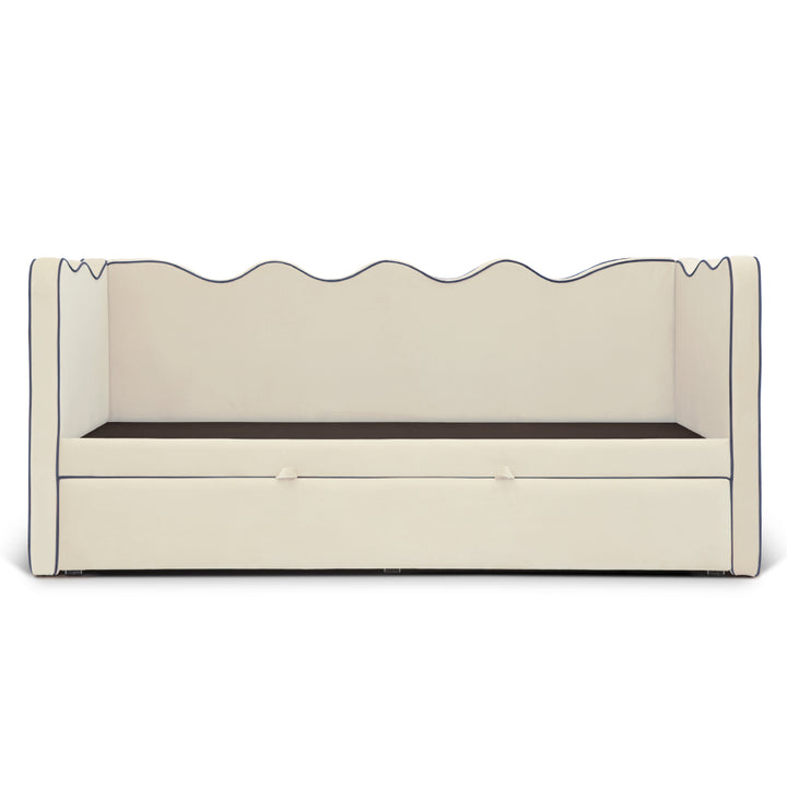 Cama de criança com arrumação