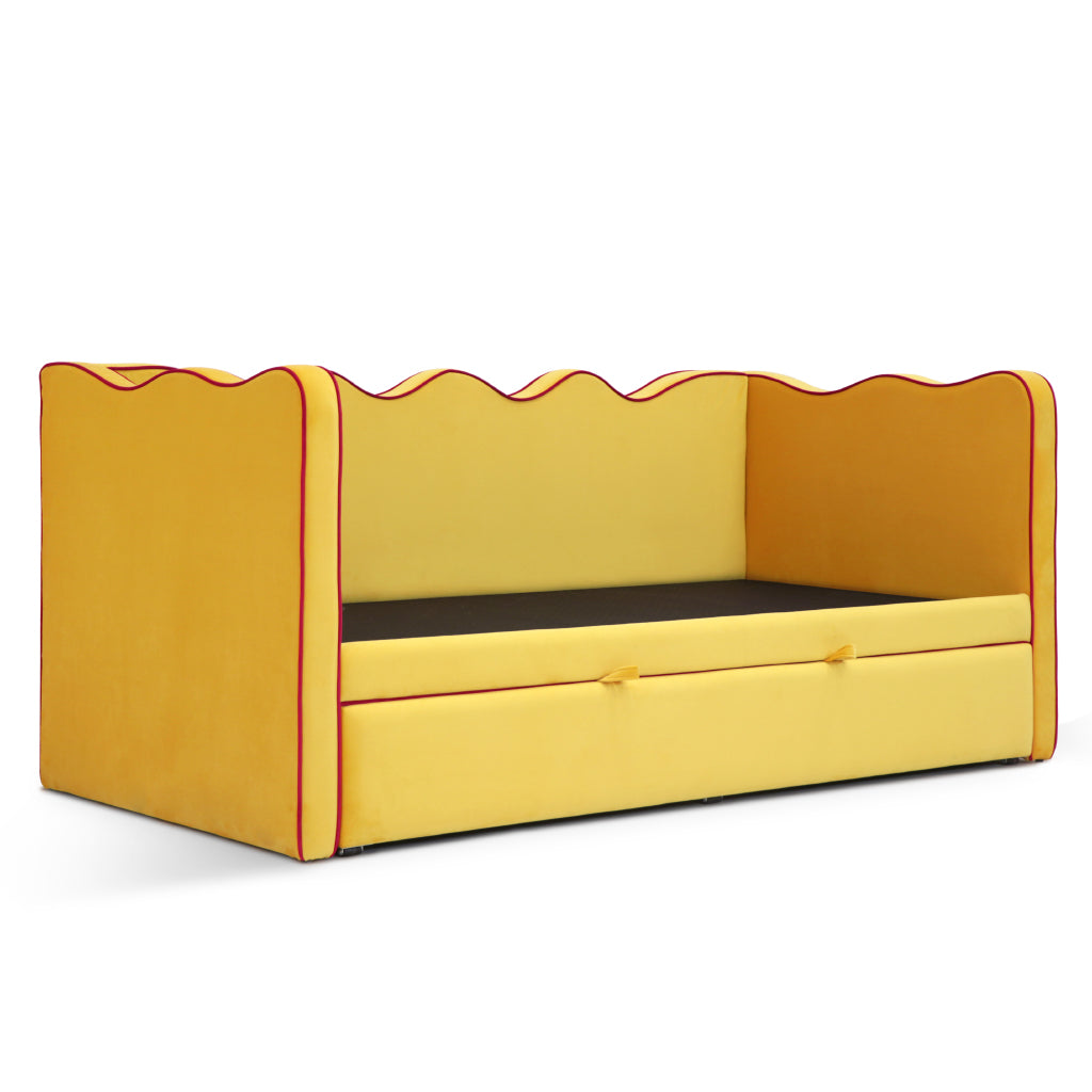 Cama de criança com arrumação