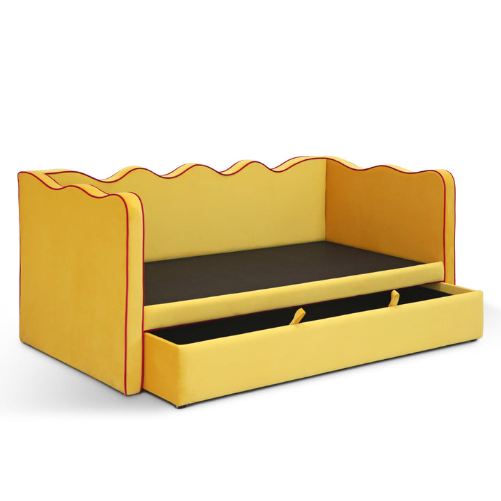 Cama de criança com arrumação