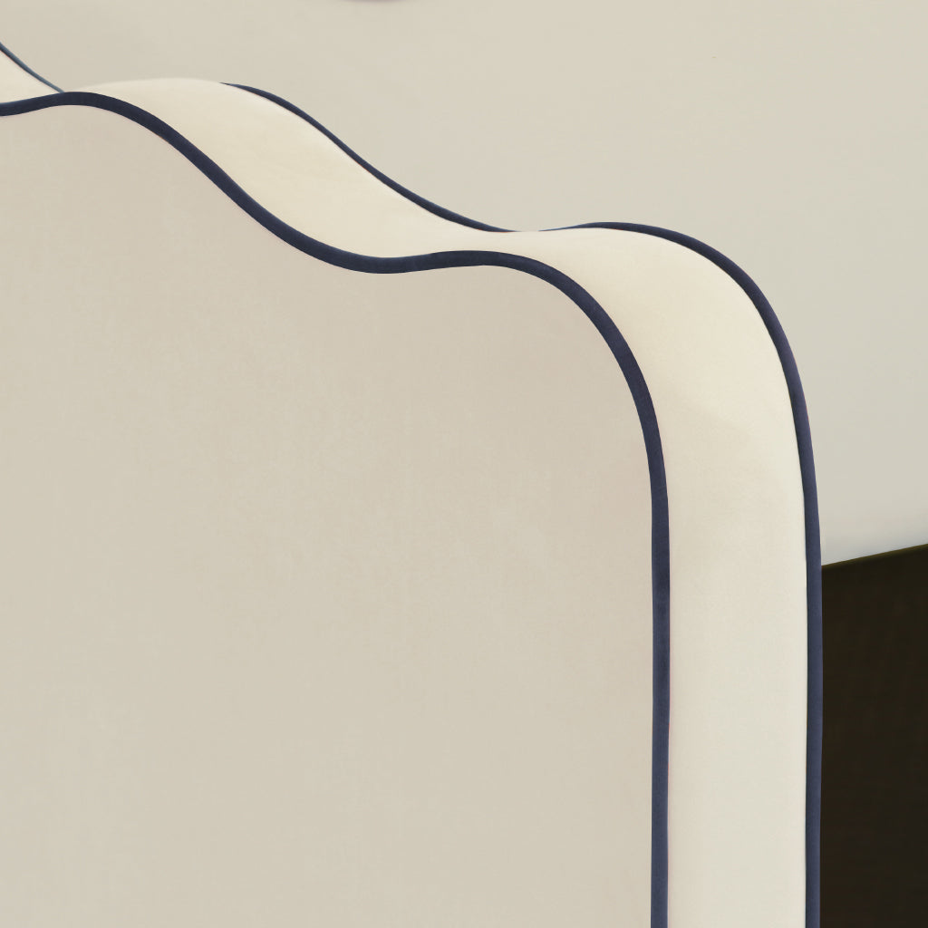 Cama de criança com arrumação