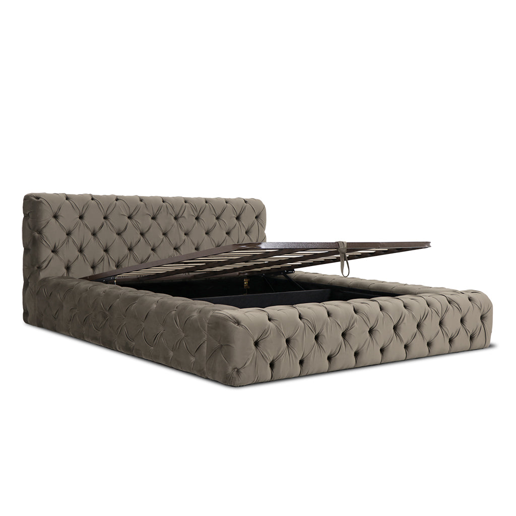 Cama de luxo com arrumação