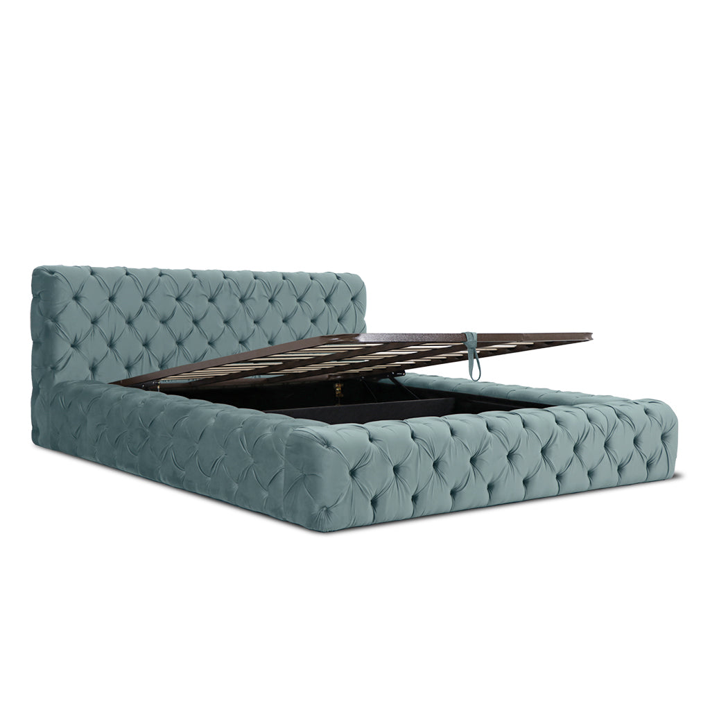 Cama de luxo com arrumação