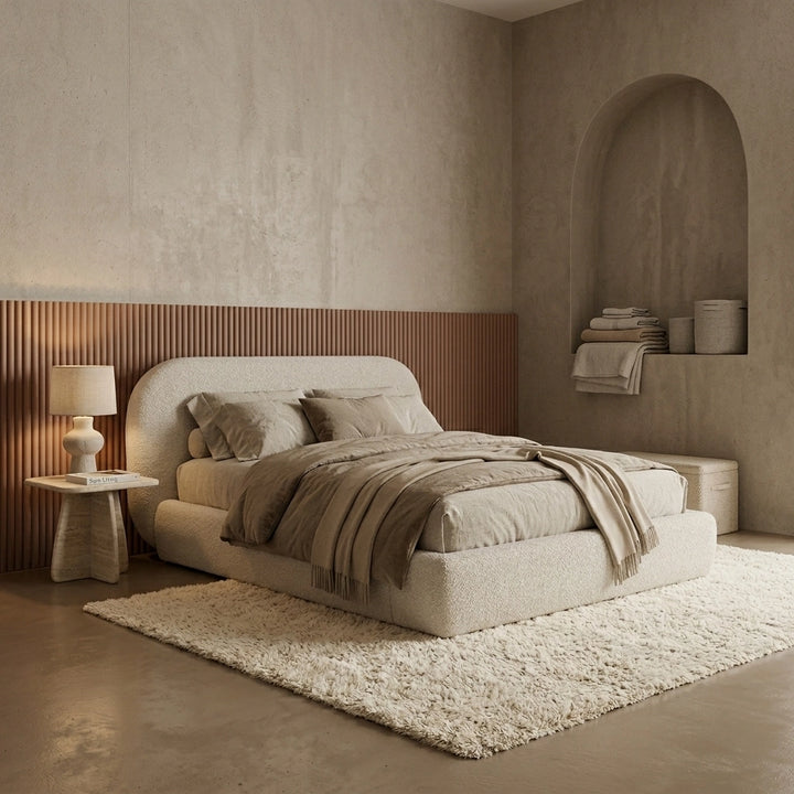 Cama Amalfi estofada com estrado elevatório aberto e arrumação interior, design moderno e minimalista