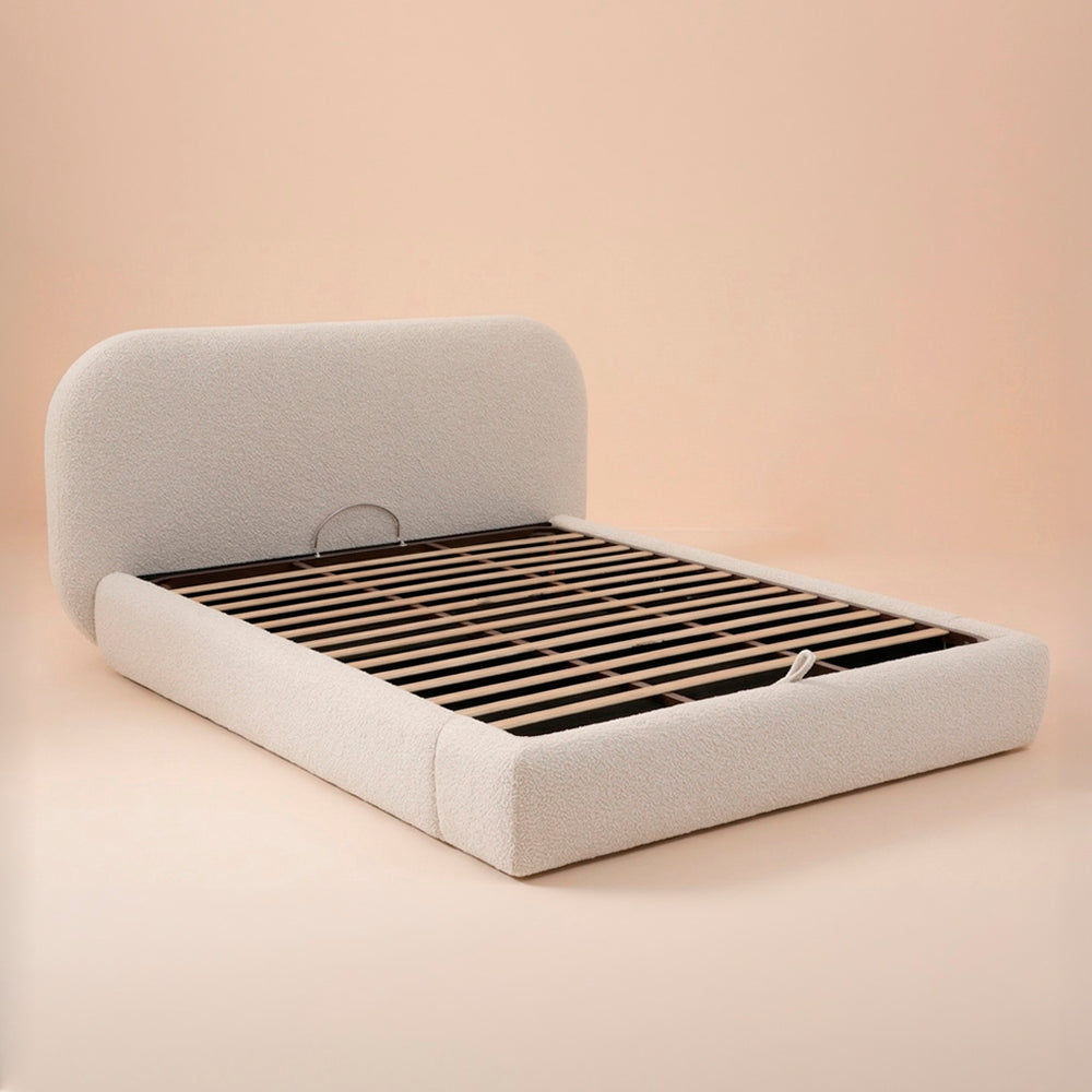 Cama Amalfi estofada com estrado elevatório aberto e arrumação interior, design moderno e minimalista