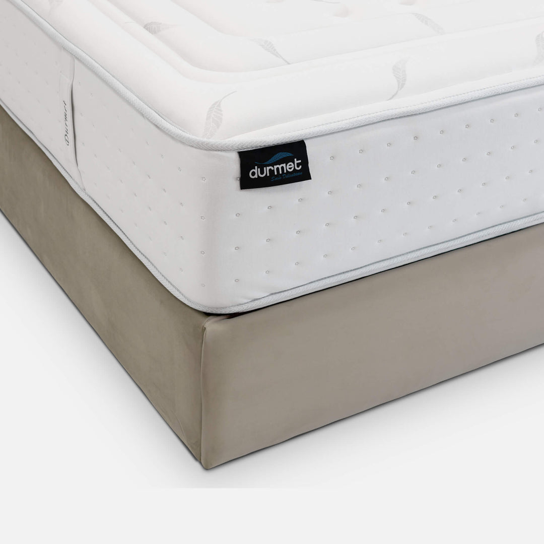 Colchão Roma de molas ensacadas com Visco Supracell, Lã Merino e 31 cm de altura.