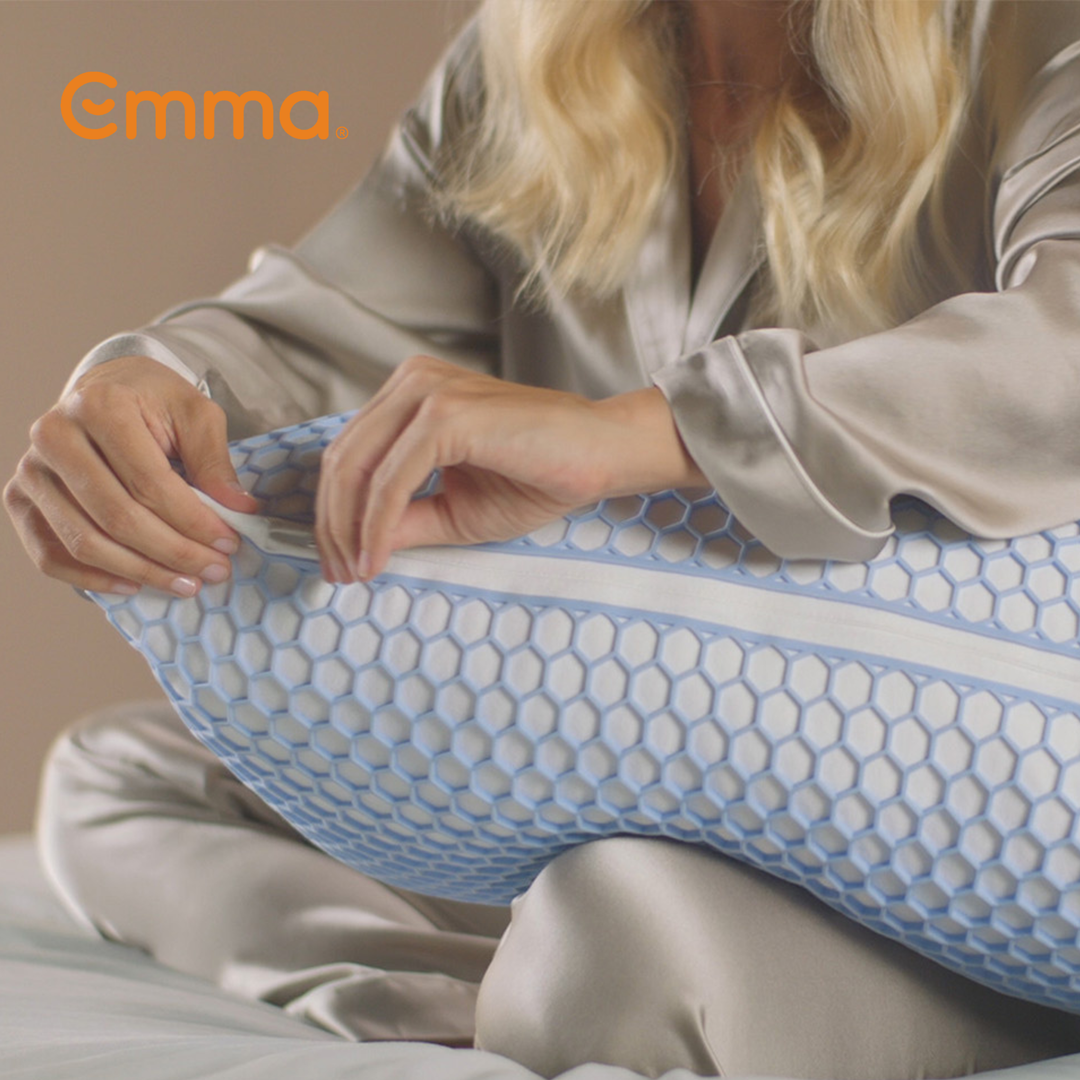 Almofada Emma Original Microfibra Elite com tecnologia AirGrid® e camadas ajustáveis de microfibra para maior frescura e conforto.